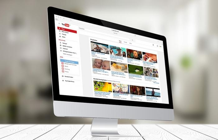 8799475youtube-pro.jpg